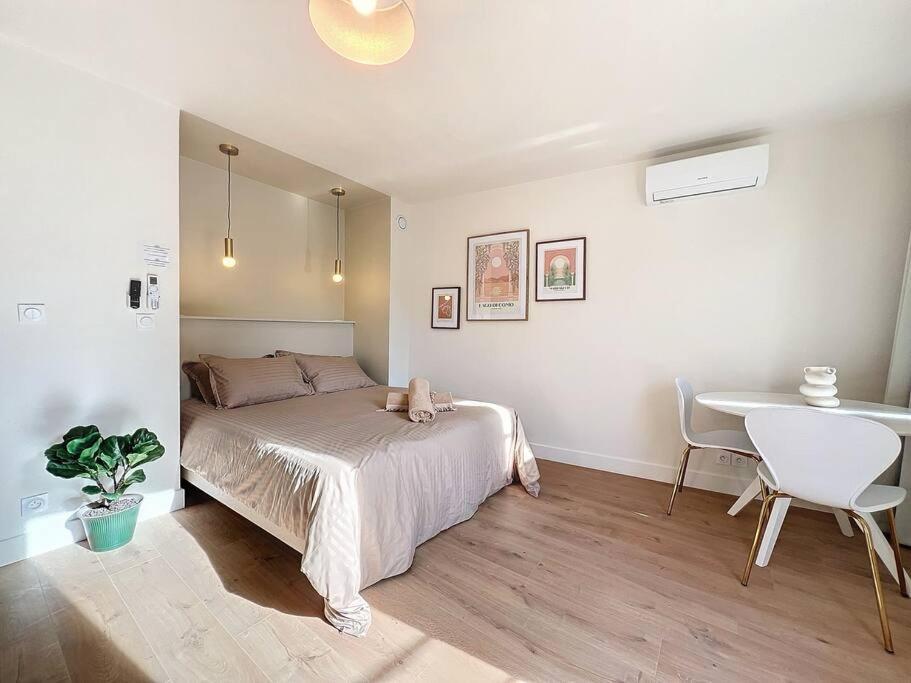 Charmant Appartement - Avec Balcon & Climatisation - Les Freres De La Loc' Marsiglia Esterno foto
